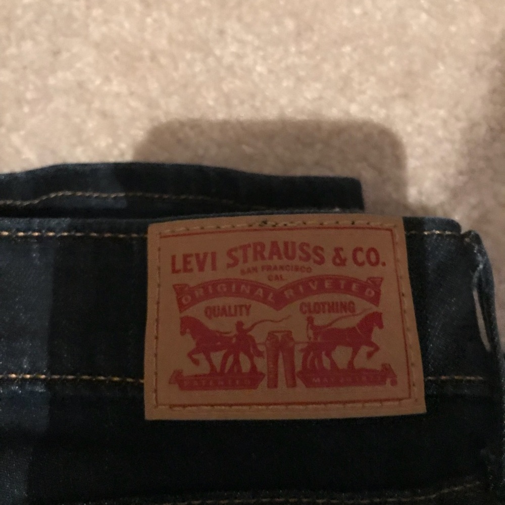 Levi jeans